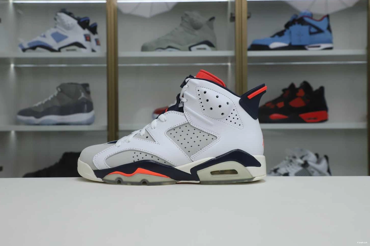 AIR 6 JORDAN RETRO 'TINKER' 1110